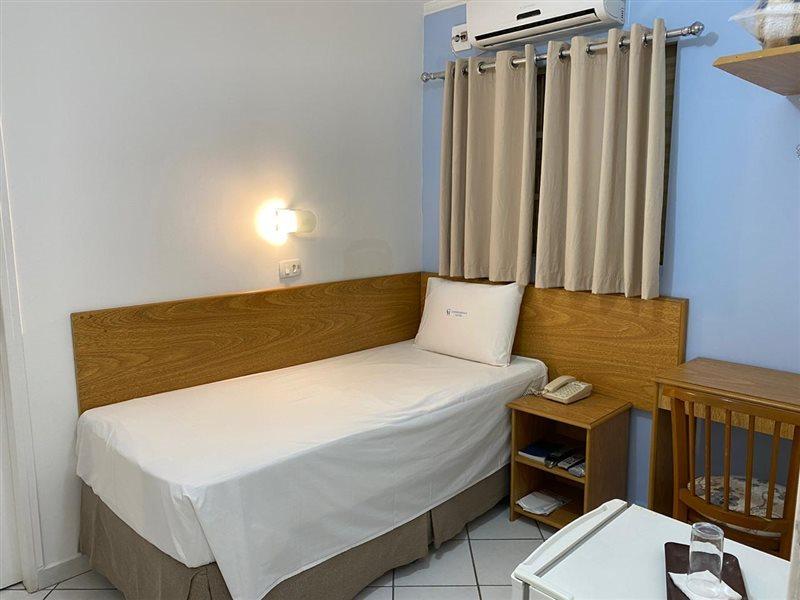 Voa Convenience Hotel Жундиаи Экстерьер фото