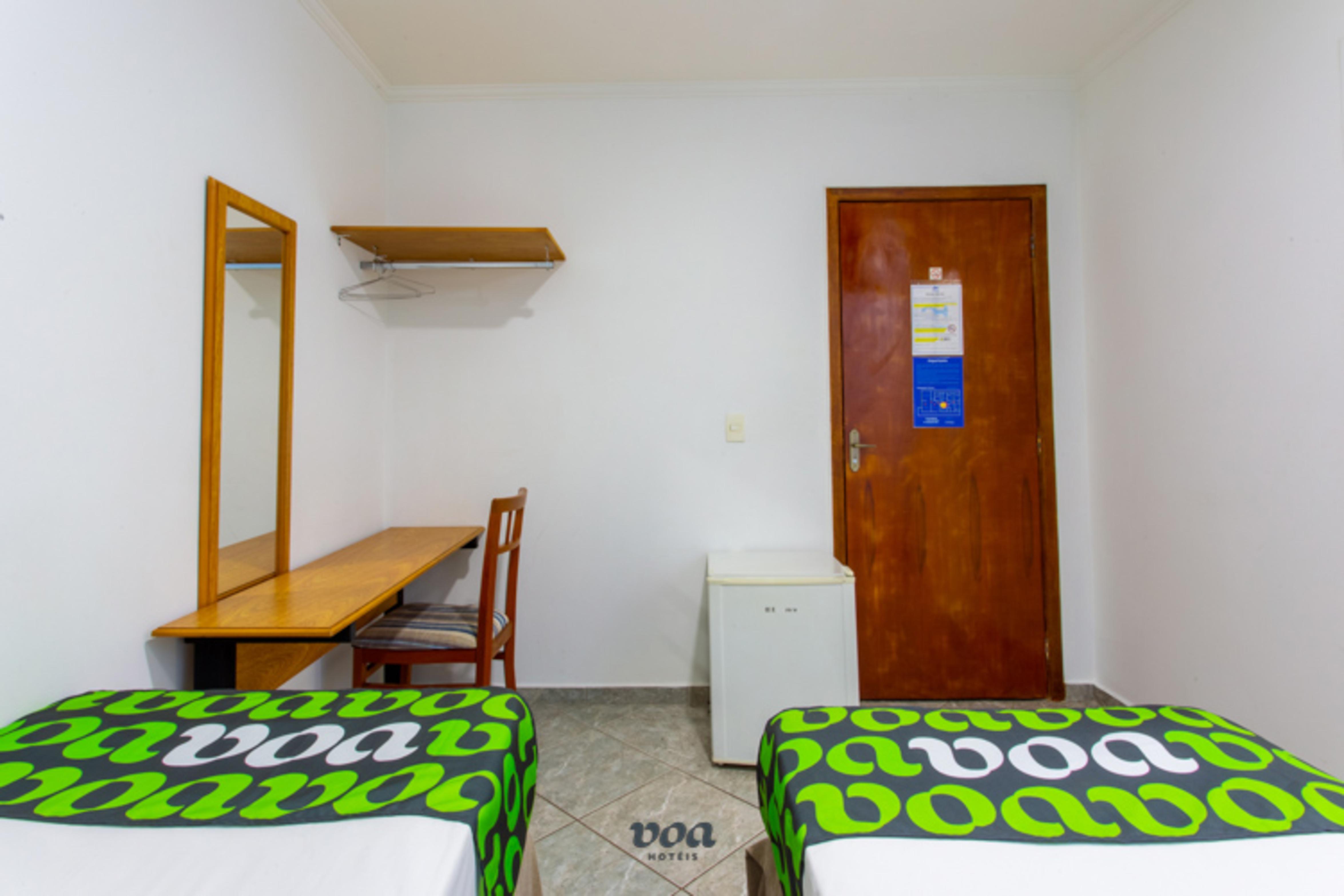 Voa Convenience Hotel Жундиаи Экстерьер фото
