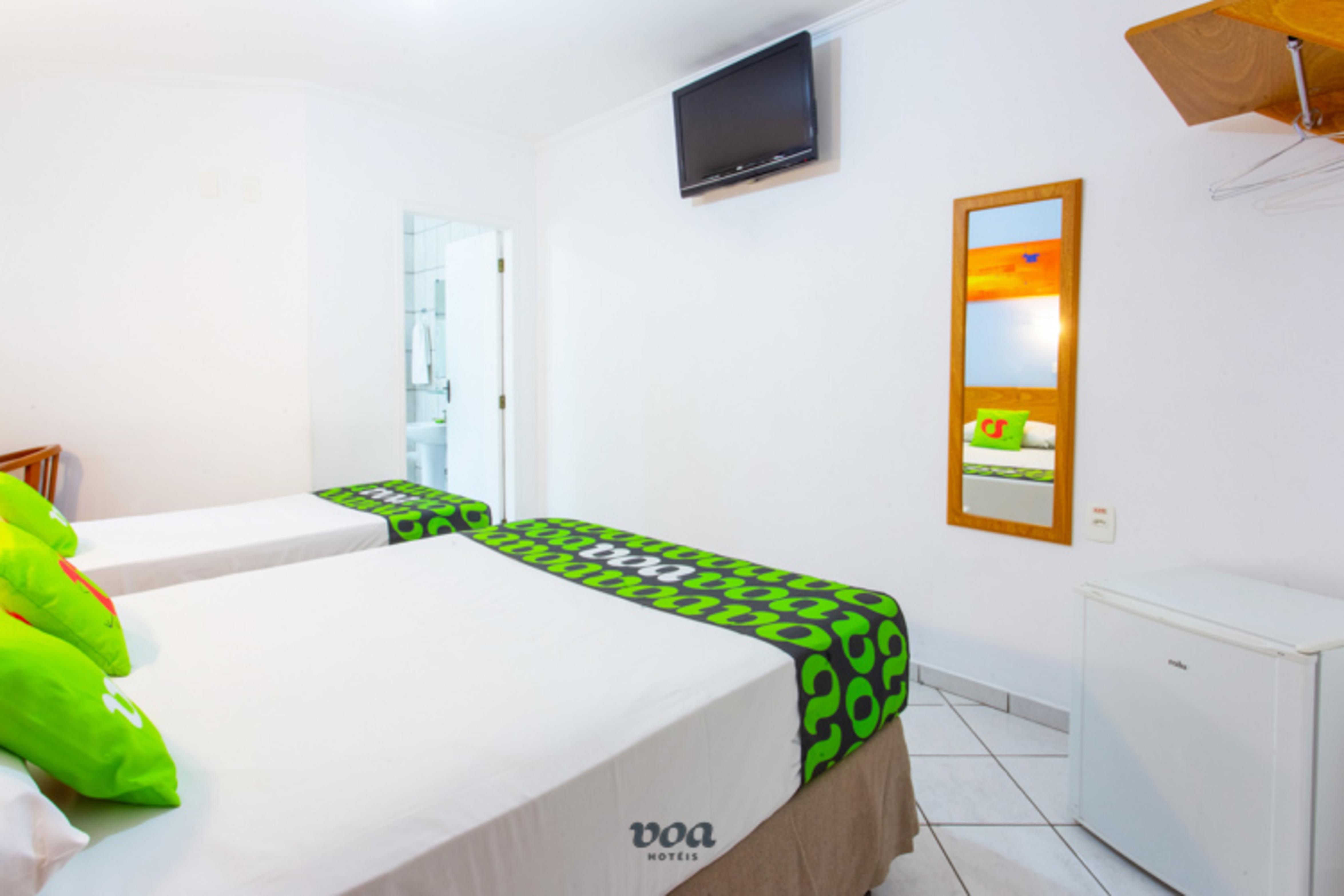 Voa Convenience Hotel Жундиаи Экстерьер фото