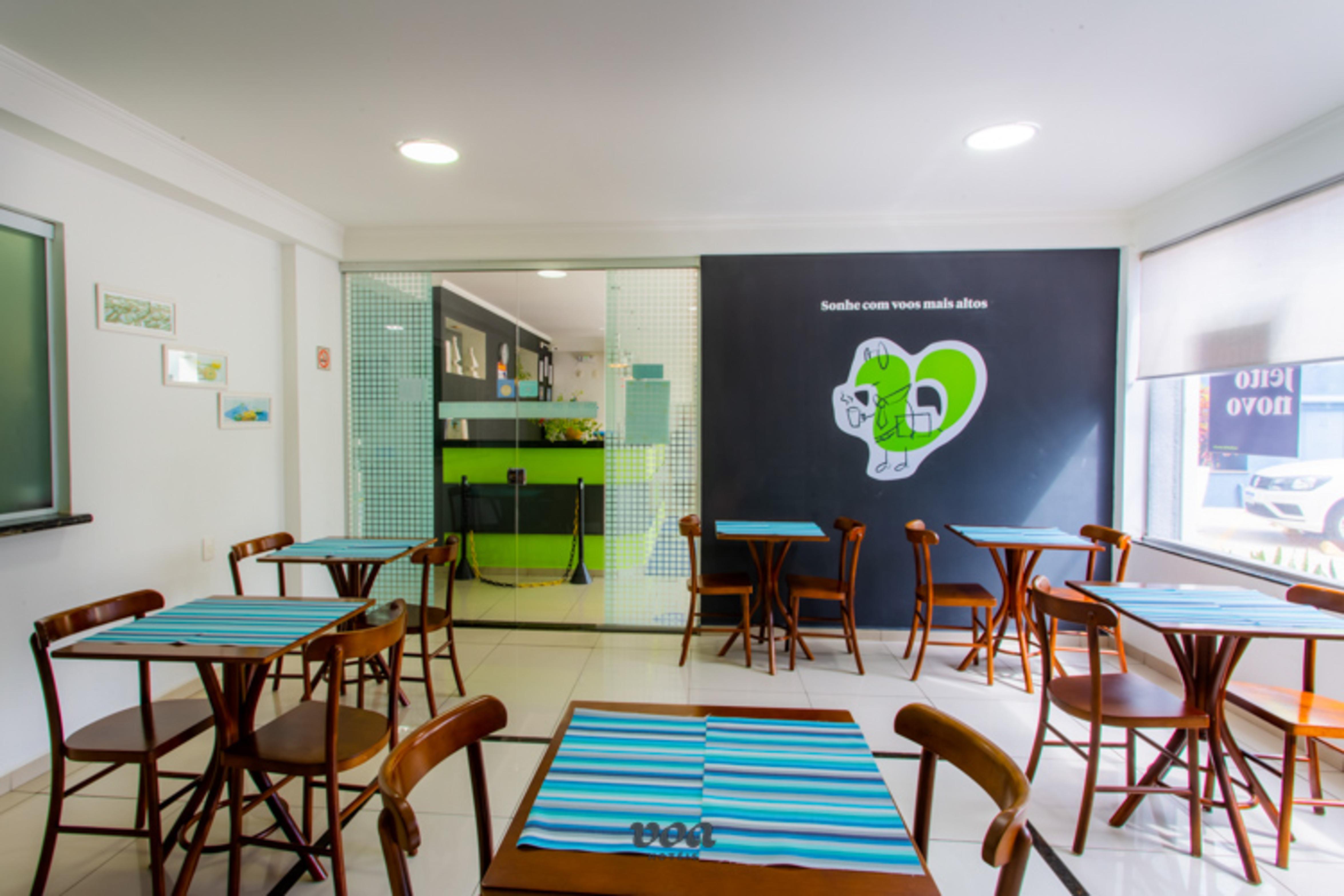 Voa Convenience Hotel Жундиаи Экстерьер фото